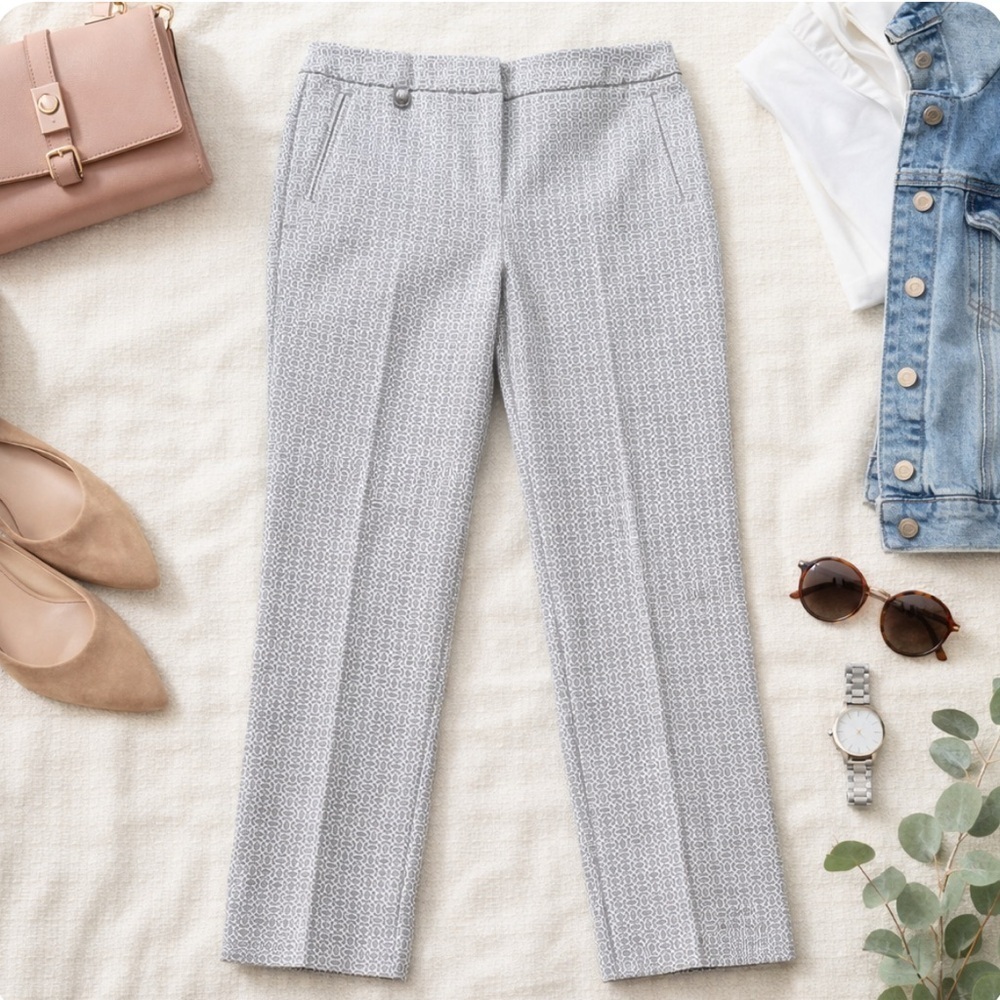 ADRIANNA PAPELL Ankle Pants Womens Size 4 Gray White Flat Front
